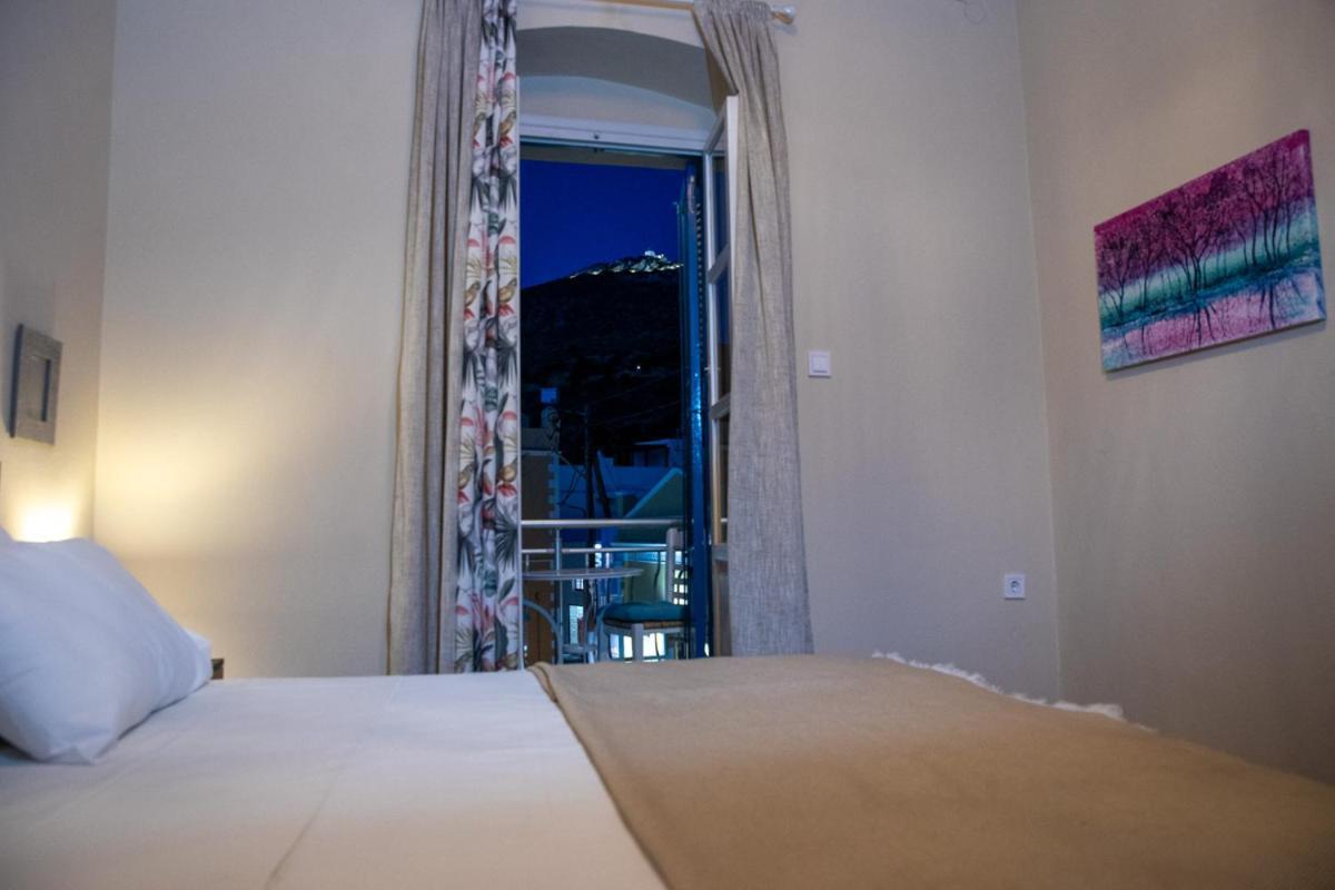 Artemis Suite Agia Marina  Exterior photo