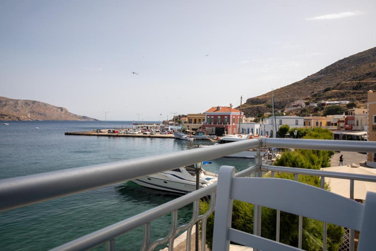Artemis Suite Agia Marina  Exterior photo
