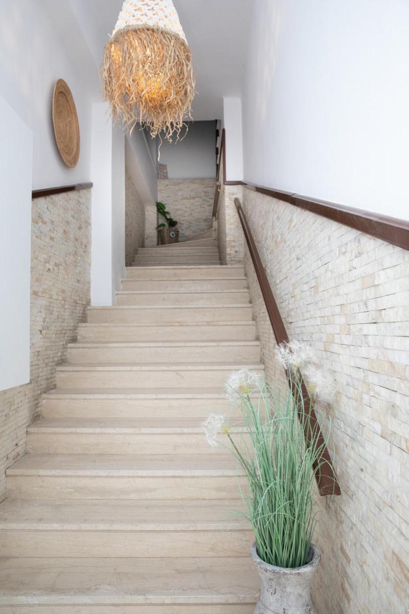 Artemis Suite Agia Marina  Exterior photo
